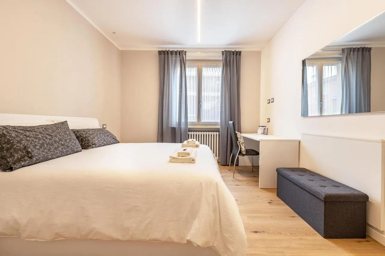 New Casa Ilaria Close To Center Torri Del Benaco