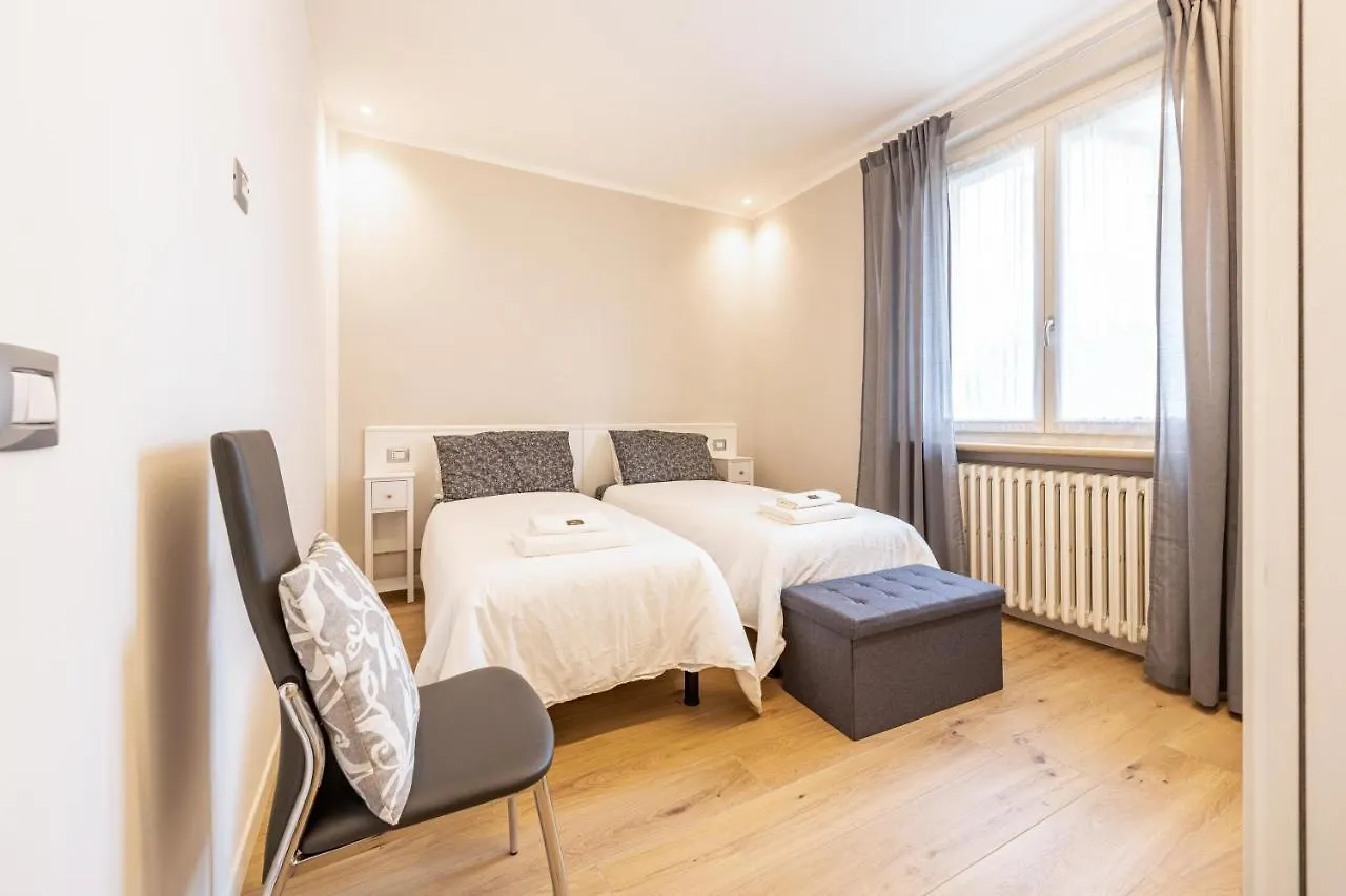 New Casa Ilaria Close To Center Torri Del Benaco Apartment
